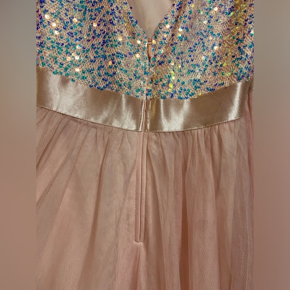 Dress - Picture 6 of 13